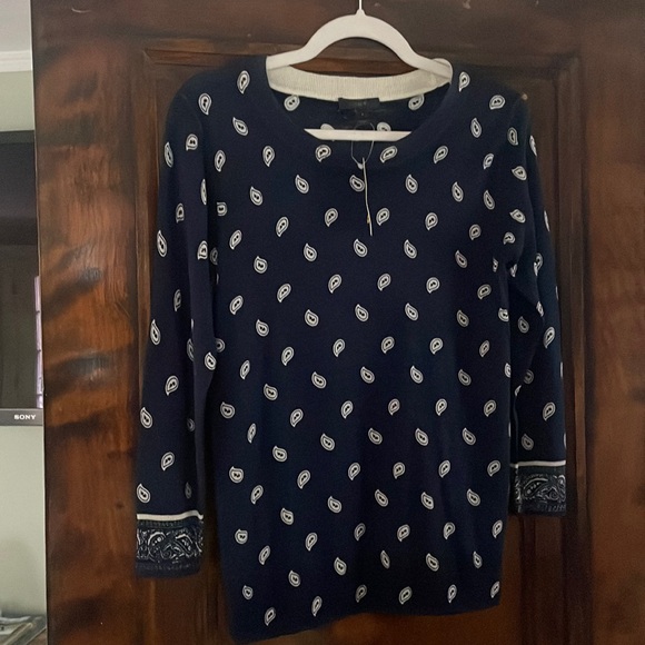 J crew navy long sleeve sweater - tags still on - Picture 1 of 6